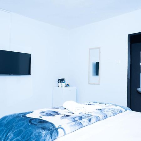 De Lux Villa Bulawayo Luaran gambar